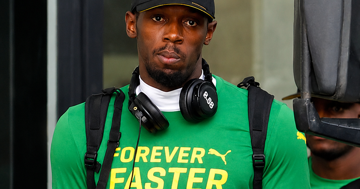 Usain Bolt Donates Almost 2 million Dollars To Students Of Waldensia Primary.